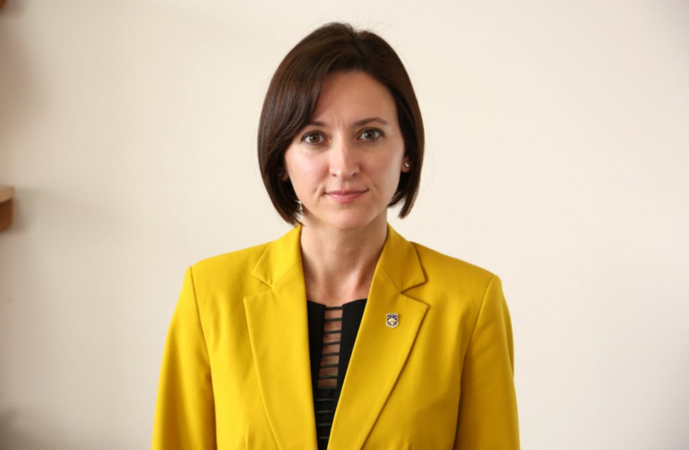 Veronica Dragalin: Fiecare om din Moldova o dată a dat bani la un doctor, o grădiniță